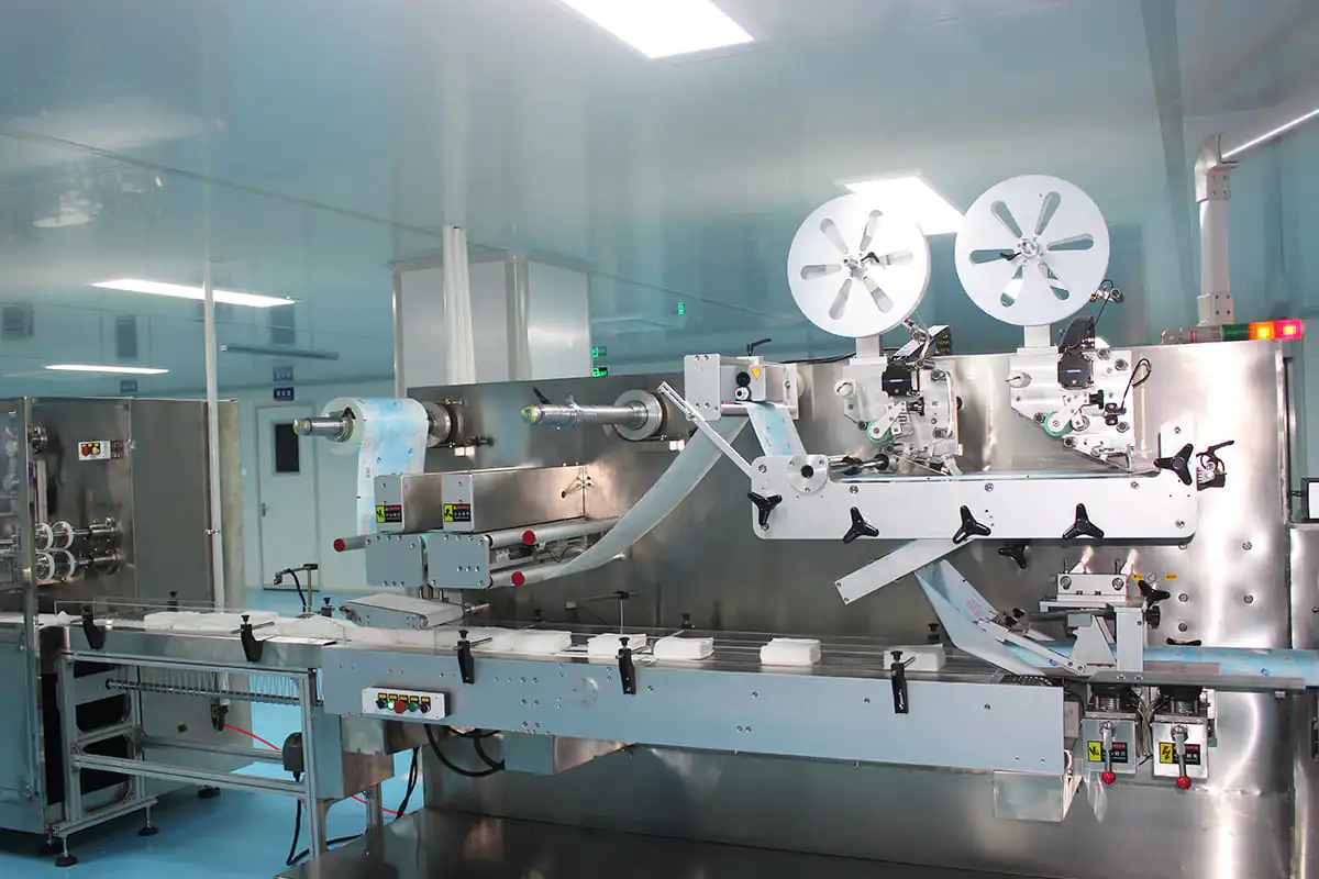 Vollautomatische Produktionslinie 12 nasse Wischtücher 12